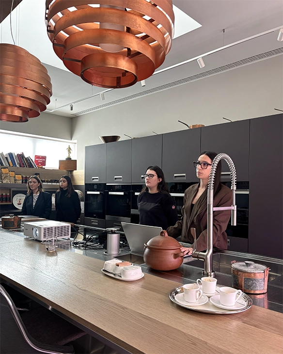 Students presenting their project for Experience Excellence aat Il Luogo Aimo e Nadia.